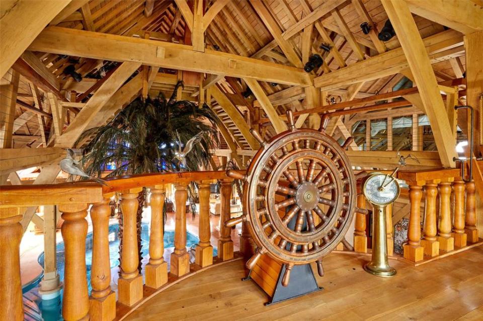 Walk the plank in the £4 million mansion (RightMove)