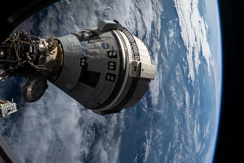 La nave espacial Starliner de Boeing, acoplada al puerto delantero de la Estación Espacial Internacional. / Crédito: NASA