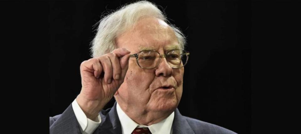 Why following Warren Buffett into Kroger and Aon can be savvy moves