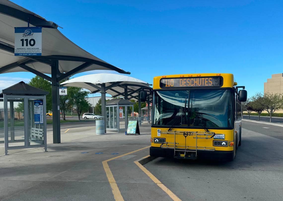 A Ben Franklin Transit bus between boardings.