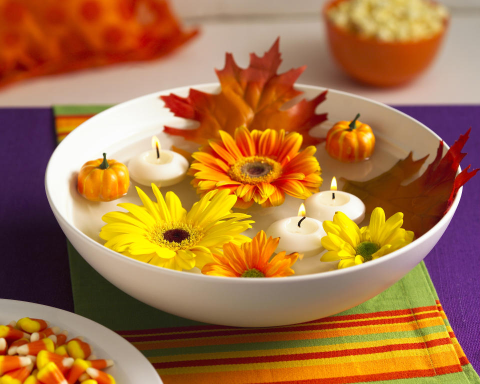 DIY Bouquet: Floating Floral Pond with fall flowers and floating candles for Halloween or Fall