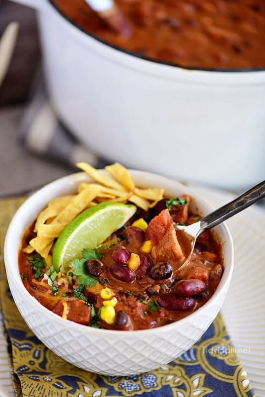 <p>Tidymom</p><p><strong>Recipe: <a href="https://tidymom.net/2017/creamy-taco-chili/" rel="nofollow noopener" target="_blank" data-ylk="slk:Creamy Taco Chili;elm:context_link;itc:0;sec:content-canvas" class="link rapid-noclick-resp">Creamy Taco Chili</a></strong></p><p><strong>Related:</strong> <a href="https://parade.com/734601/samanthamerritt/13-winning-super-bowl-party-recipes/" rel="nofollow noopener" target="_blank" data-ylk="slk:16 Super Bowl Recipes and Party Food Menu Ideas;elm:context_link;itc:0;sec:content-canvas" class="link rapid-noclick-resp"><strong>16 Super Bowl Recipes and Party Food Menu Ideas</strong></a></p>