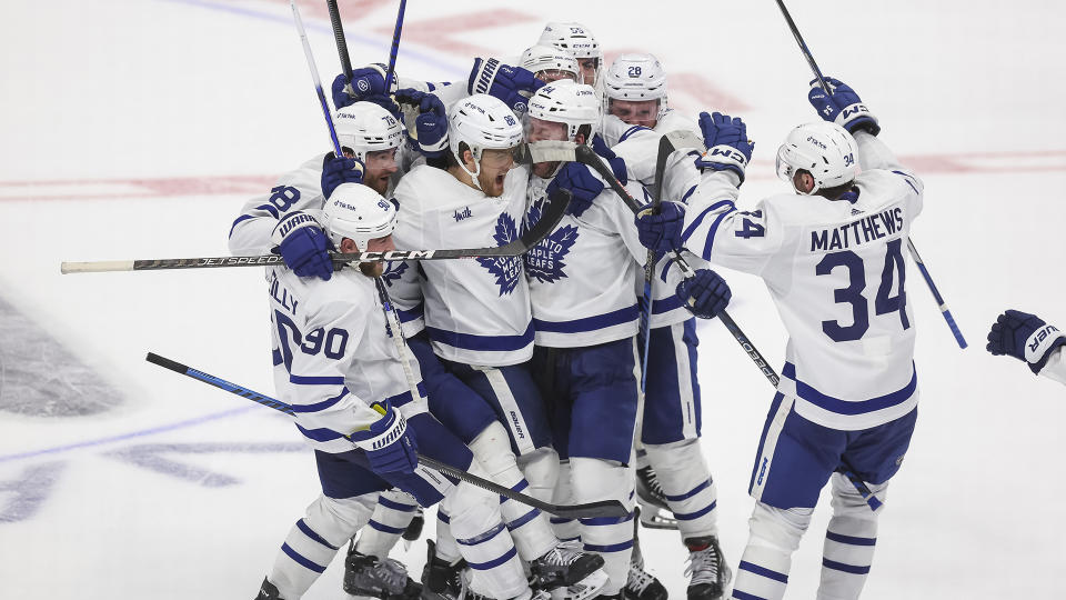 The Maple Leafs are back in the driver's seat after winning Game 3 against the Lightning. (Photo by Mike Carlson/NHLI via Getty Images)
