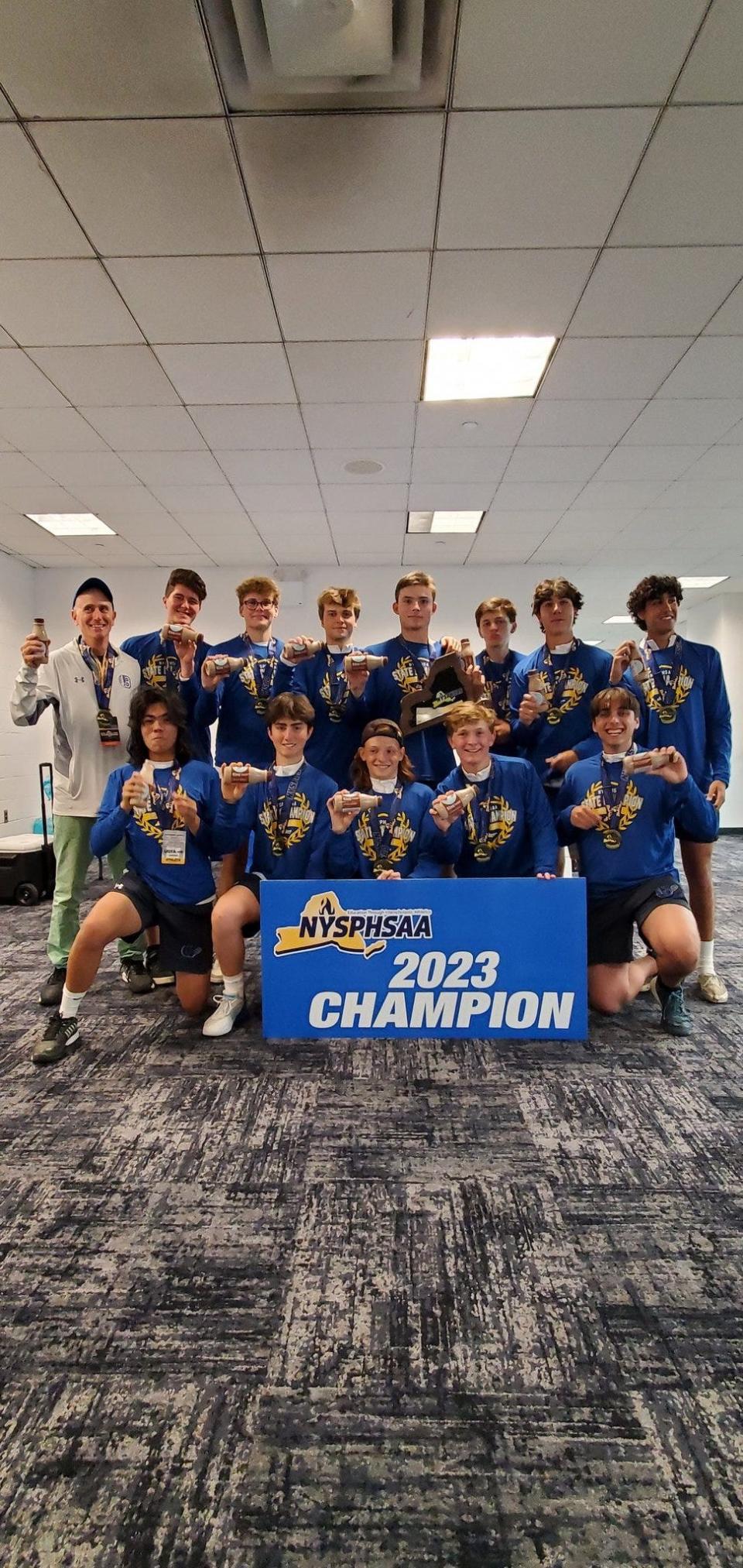 Bronxville superó a Friends Academy de la Sección 8 3-2 para ganar el campeonato de tenis NYSPHSAA Division 2 Team el viernes en el USTA National Tennis Center en Queens