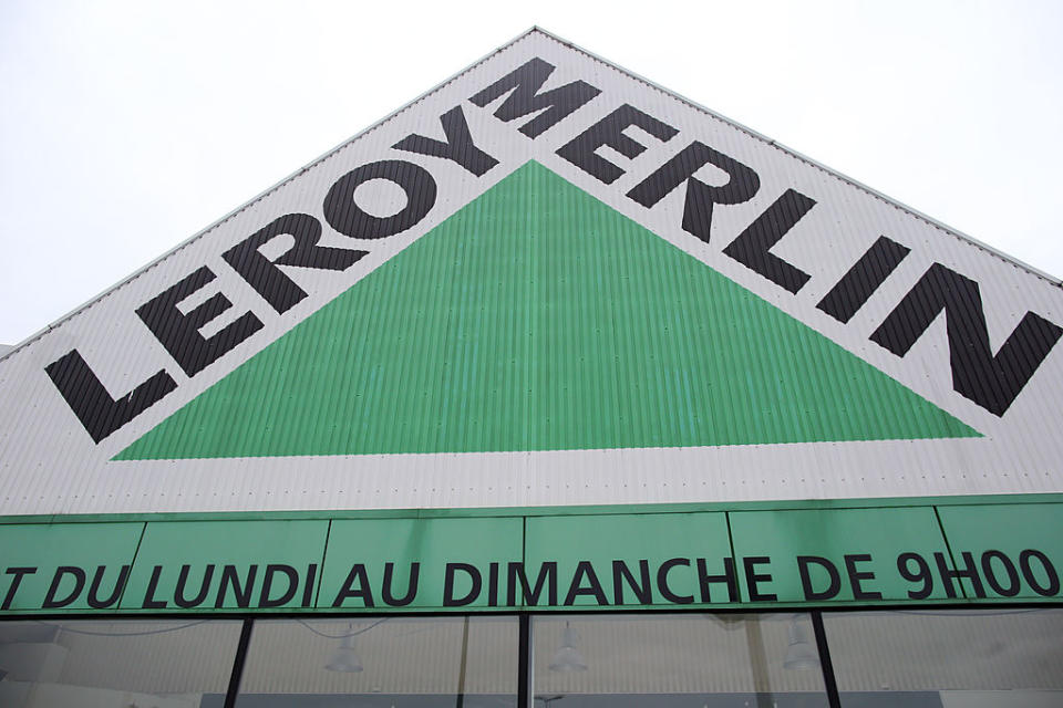 <p><strong>19eme – Leroy Merlin</strong><br>L’enseigne française, spécialisée dans la construction, le bricolage et le jardinage, est également présente en Europe, en Asie et en Amérique du Sud. La marque qui propose “des idées pour embellir votre extérieur” a également développé une communauté pour que les bricoleurs partagent leurs conseils. </p>