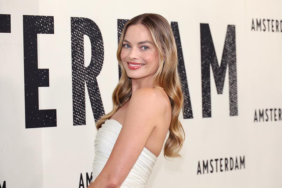 Margot Robbie Was Horrified She Didnt Know The Definition Of Sexual Harassment Before Bombshell 