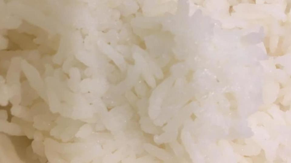 有達人分析，從米飯的縫隙即可得知，「真的很好吃」。（圖／翻攝自「廚藝公社」臉書）