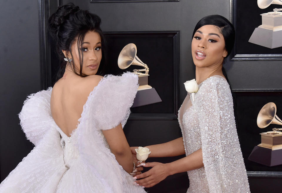 Cardi B y su hermana Hennessy Carolina (Getty Images)