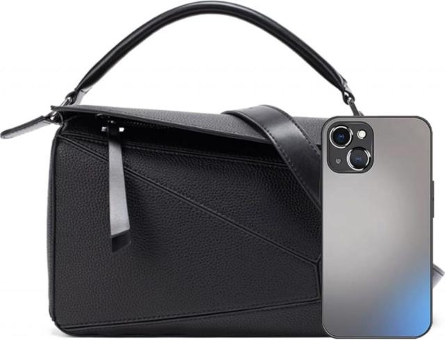 Loewe Tried to Seduce Us With the Launch of 2 New Bags and It Worked