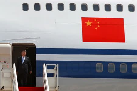 China's President Xi Jinping arrives at Phnom Penh, Cambodia October 13, 2016. REUTERS/Samrang Pring