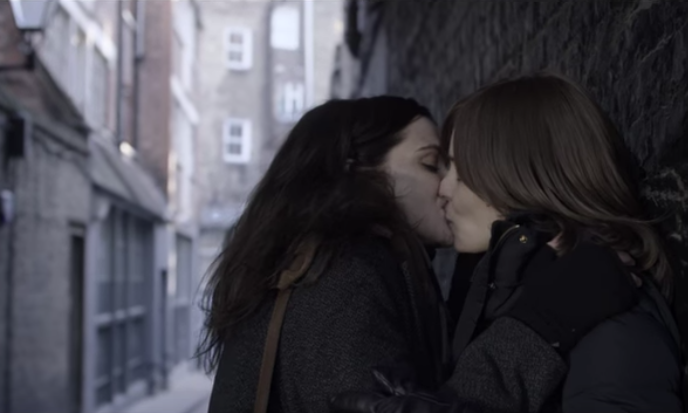 Rachel Weisz Talks Filming Lesbian Sex in 'Disobedience': SebastiÃ¡n Lelio  'Doesn't Objectify, He Subjectifies'