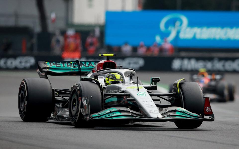 Formula One F1 - Mexico City Grand Prix - Autodromo Hermanos Rodriguez, Mexico City, Mexico - October 30, 2022 Mercedes' Lewis Hamilton in action during the race - REUTERS