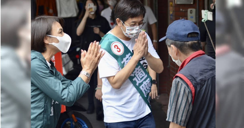 民進黨基隆市長候選人蔡適應陪同總統蔡英文、基隆市長林右昌視察城際轉運站，城際轉運站月底啟用後，旅客候車空間將更舒適便利。（圖／蔡適應辦公室提供）