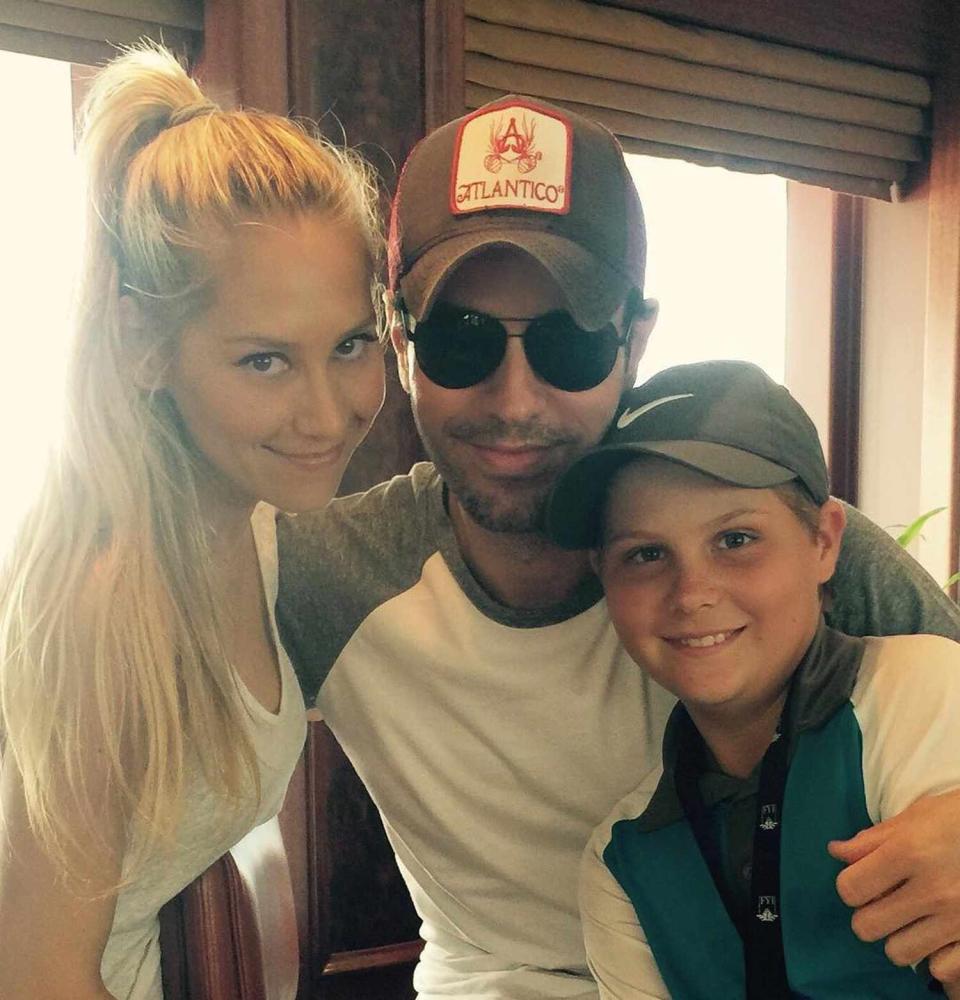 Enrique Iglesias and Anna Kournikova