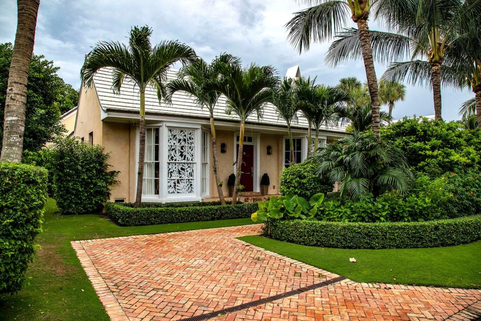 A Bermuda-style house at 170 Seagate Road in Palm Beach was built in the 1940s but extensively remodeled several years ago.