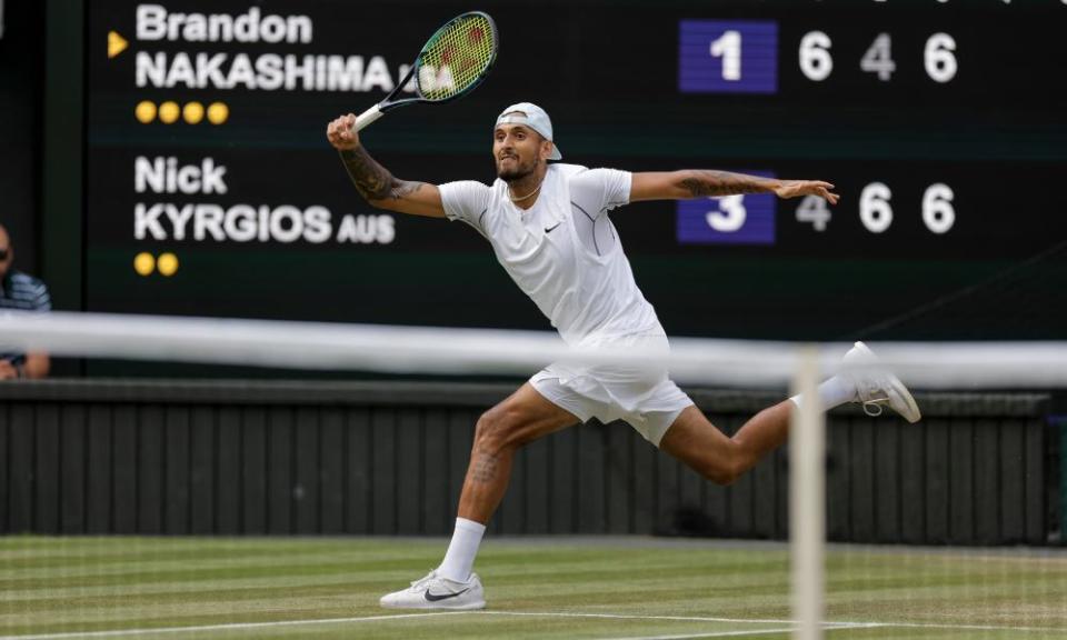 Nick Kyrgios plays a forehand shot in his victory against Brandon Nakashima