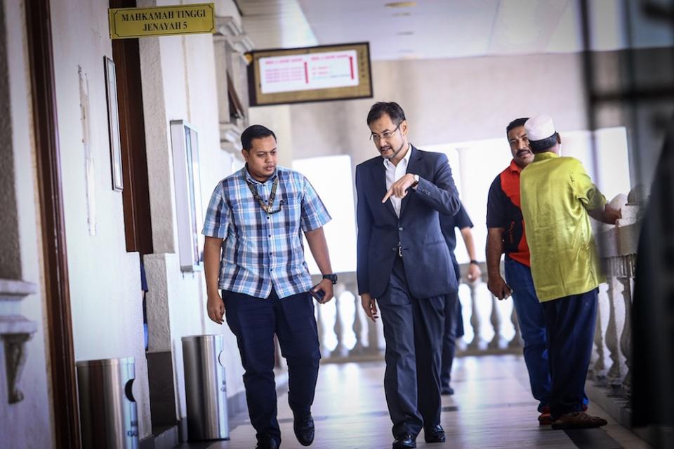 Former 1MDB chief executive officer Datuk Shahrol Azral Ibrahim Halmi is pictured at the Kuala Lumpur Courts Complex October 16, 2019. ― Picture by Hari Anggara