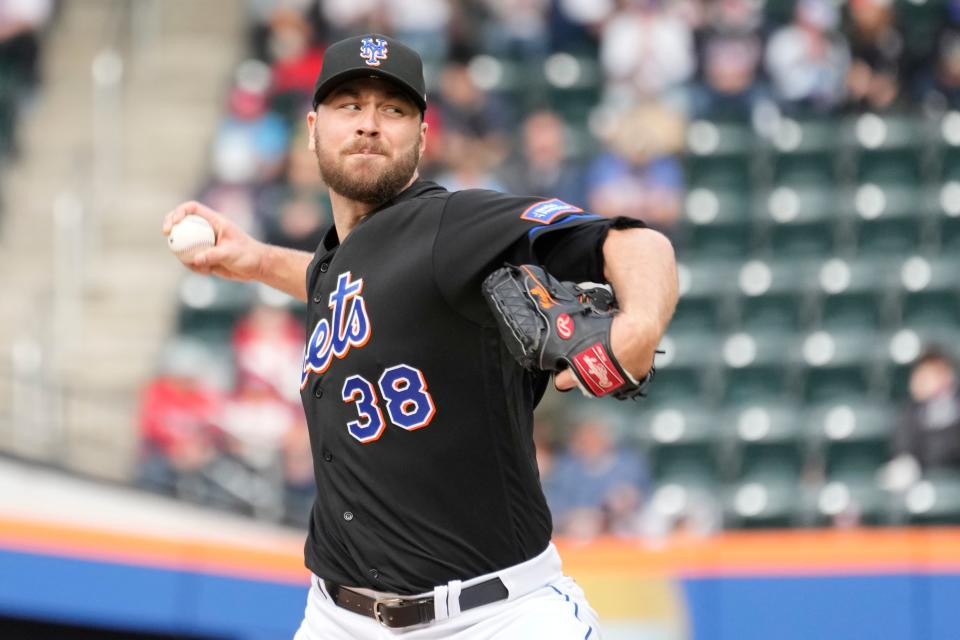 New York Mets pitcher Tylor Megill delivers against the Philadelphia Phillies during the first inning of the first game of a baseball doubleheader, Saturday, Sept. 30, 2023, in New York. (AP Photo/Mary Altaffer)