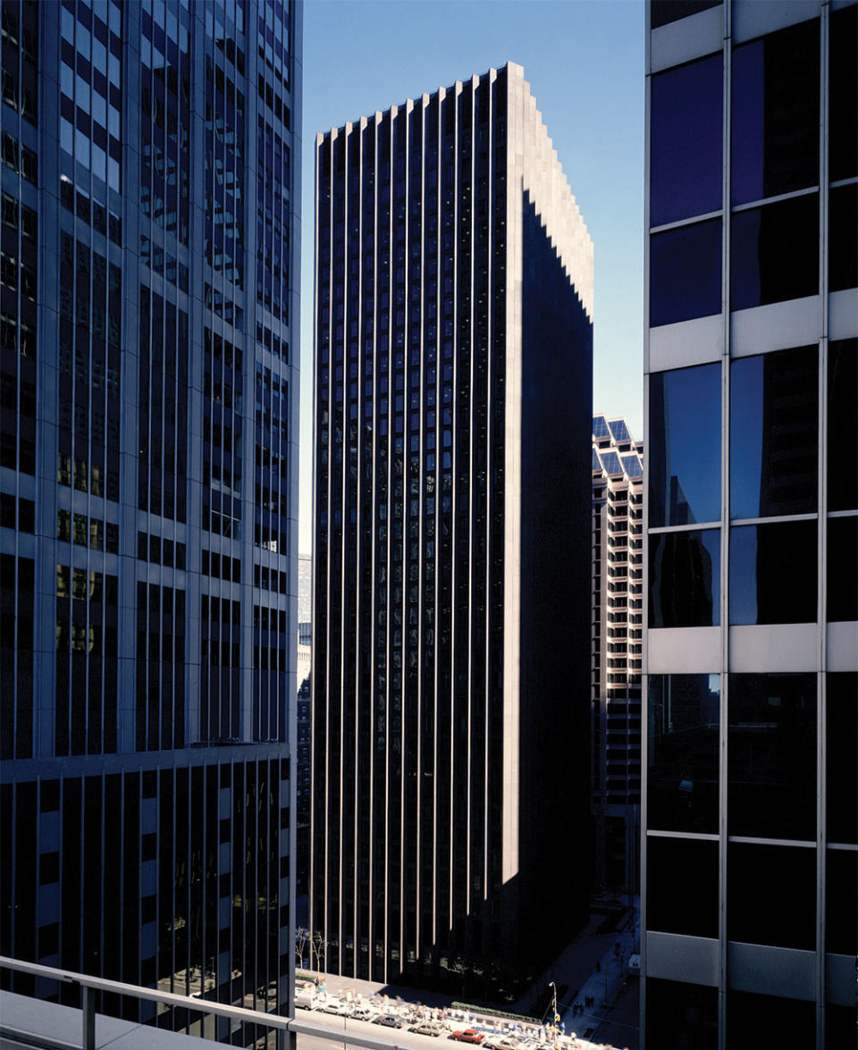 The Eero Saarinen-designed Manhattan headquarters of CBS, where Moonves served as president and CEO.