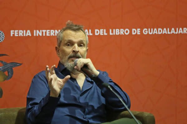 Miguel Bosé robo