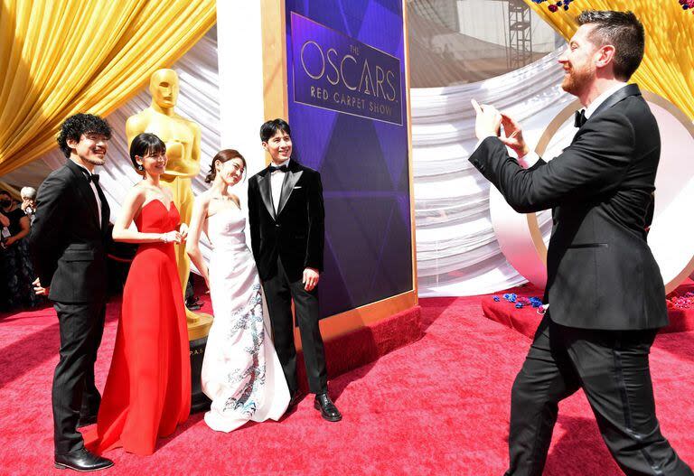 Una postal de la alfombra roja de los Oscar 2022