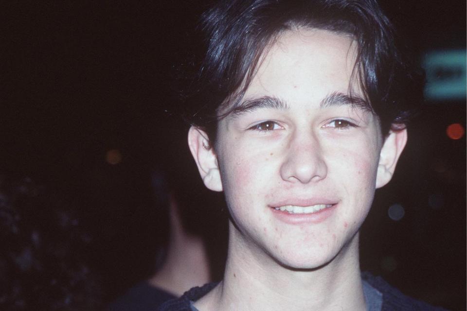 Auch Joseph Gordon-Levitt hat mal klein angefangen - so sah er 1999 aus, als er in "Hinterm Mond gleich links" mitspielte. (Bild: Brenda Chase / Getty Images)