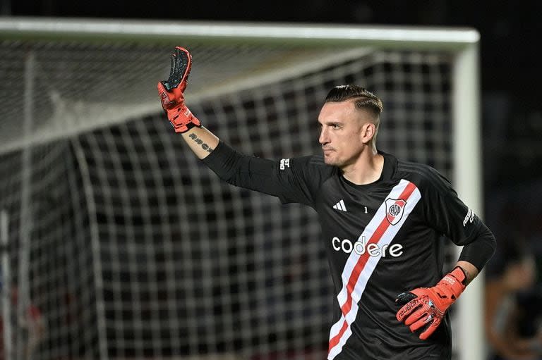 Franco Armani será titular y capitán de River en el duelo de este jueves ante Nacional de Uruguay, por la Copa Libertadores 2024