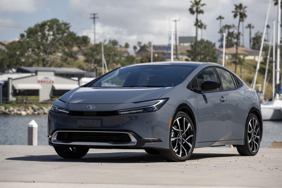 2023 toyota prius prime