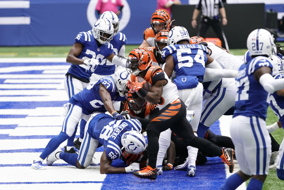 Cincinnati Bengals' Giovani Bernard (25) runs for a touchdown during the first half of an NFL football game against the Indianapolis Colts, Sunday, Oct. 18, 2020, in Indianapolis. (AP Photo/AJ Mast)