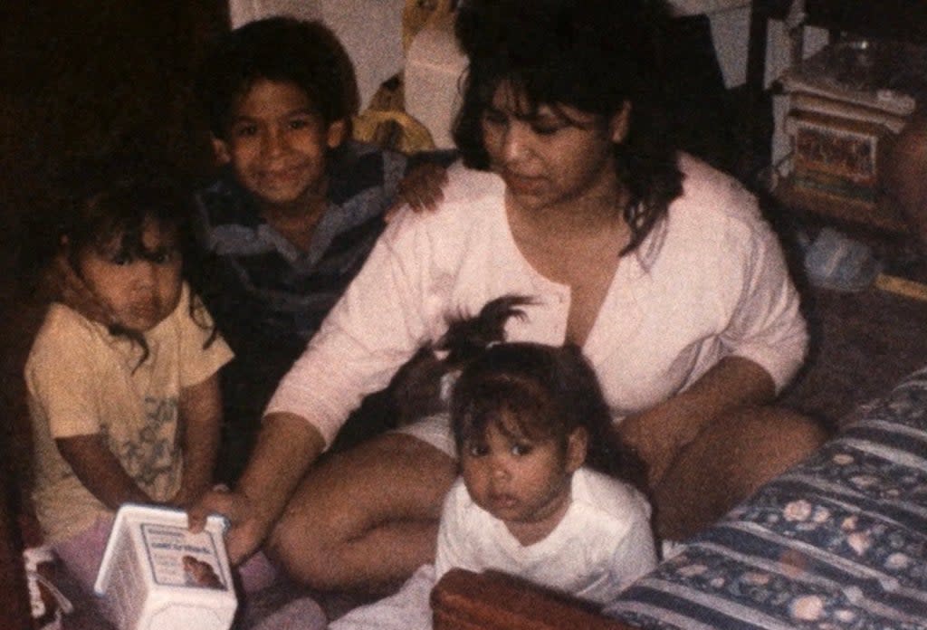 Melissa Lucio with her children. Records show she never abused her children (The Family of Melissa Lucio)
