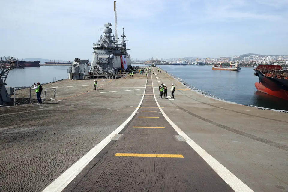 TCG Anadolu in Istanbul im September 2022. - Copyright: Isa Terli/Anadolu Agency via Getty Images