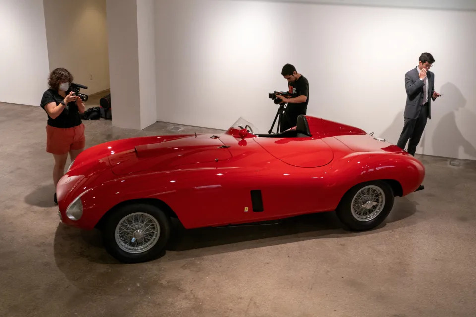 A 1953 Ferrari 375 MM Spider by Scaglietti, estimated to auction for 8 to10 million dollars, is displayed during a media preview of the RM Sotheby’s Monterey sale, the biggest car auction of the year, at Sotheby’s in New York City, New York, U.S., July 14, 2022.  REUTERS/David 'Dee' Delgado