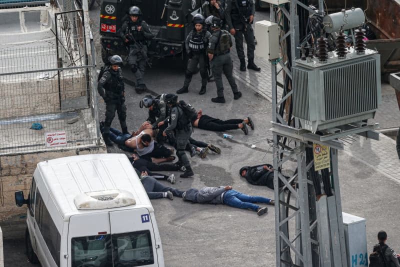 Israeli forces detain Palestinians protesting against the demolition of Palestinian buildings at Jabel Mukaber Neighborhood in East Jerusalem. Saeed Qaq/SOPA Images via ZUMA Press Wire/dpa