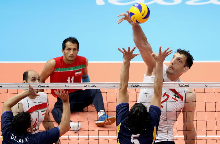 Morteza Mehrzad, durante la final de Río 2016 entre Irán y Bosnia; en Tokio busca su segunda medalla dorada