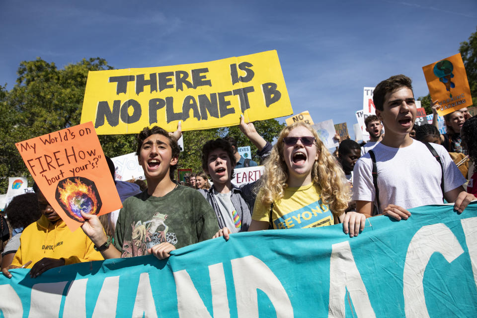 Image: Climate protest in Washington, D.C. (Samuel Corum / Getty Images)