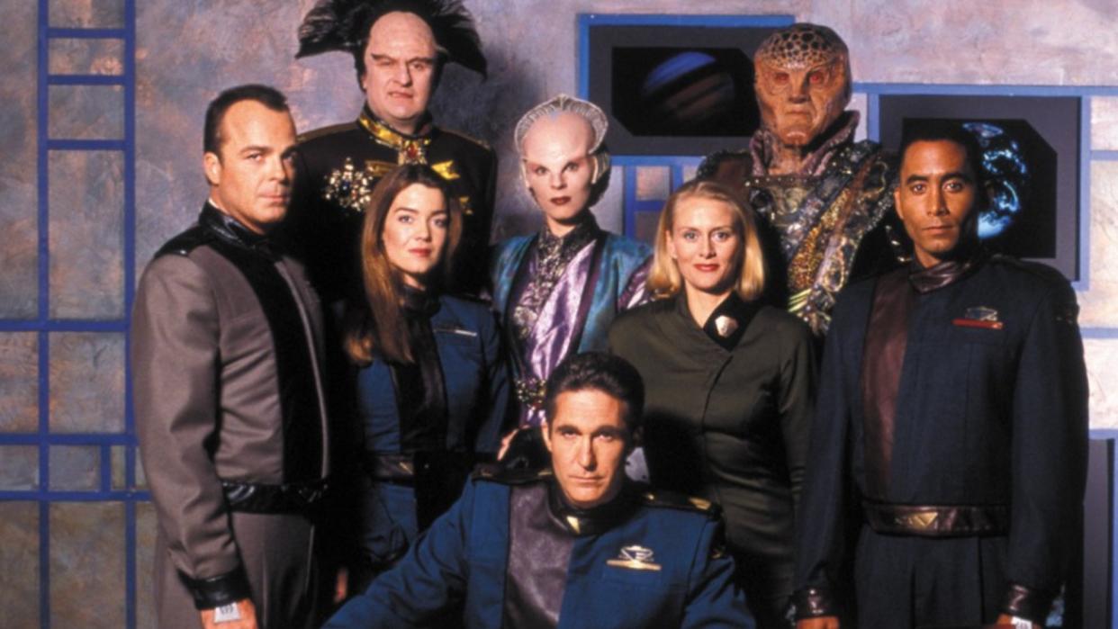  Babylon 5 main cast 