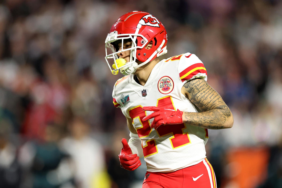 Fantasy Footballers on X: Which Kansas City Chiefs RB are you taking a  late-round shot on in your drafts? 