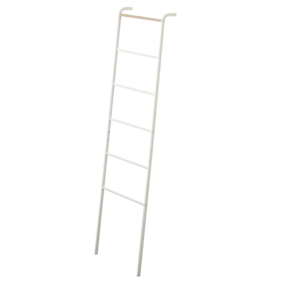 4) Tower Leaning Ladder Rack