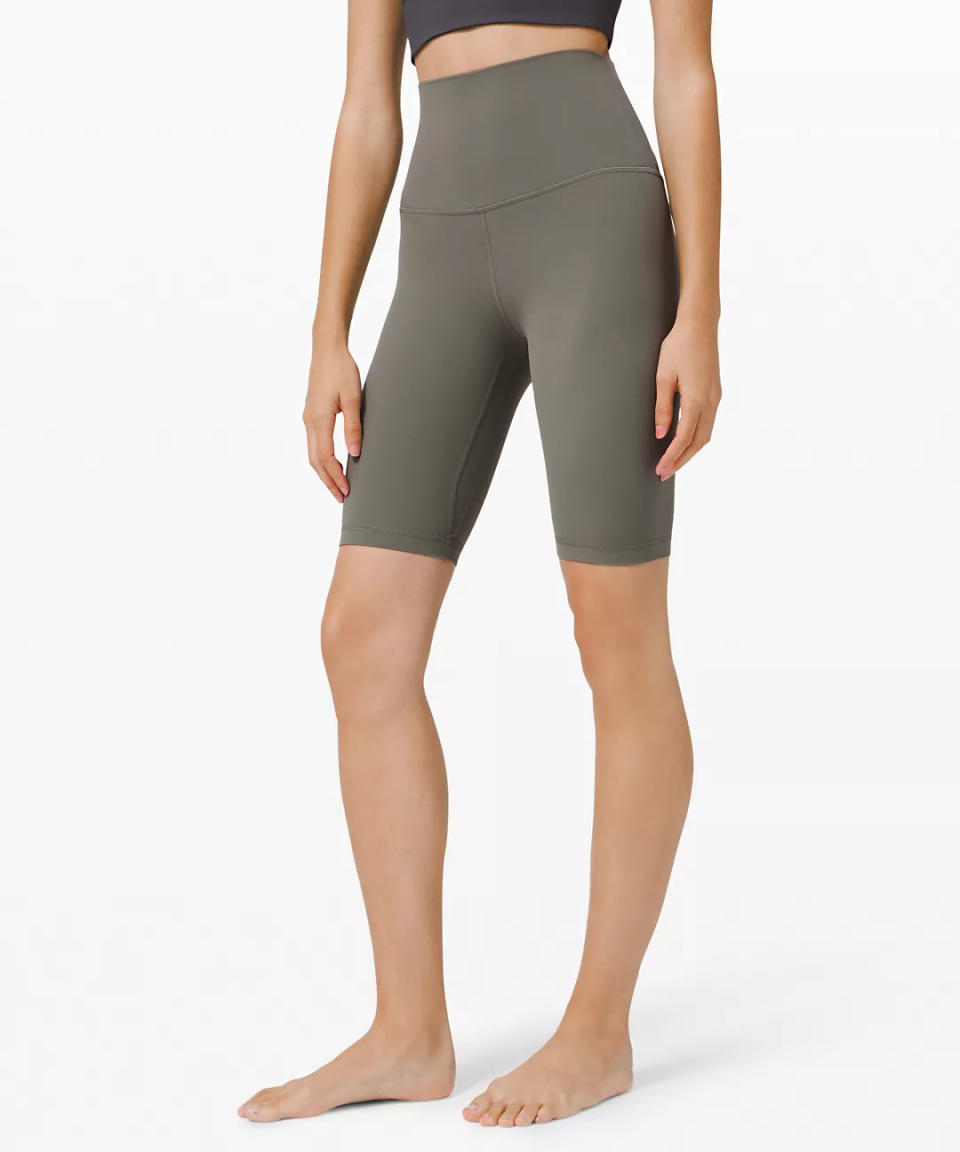 Align™ Super-High-Rise Short 10