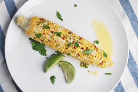 Spicy Corn on the Cob with Lime Butter