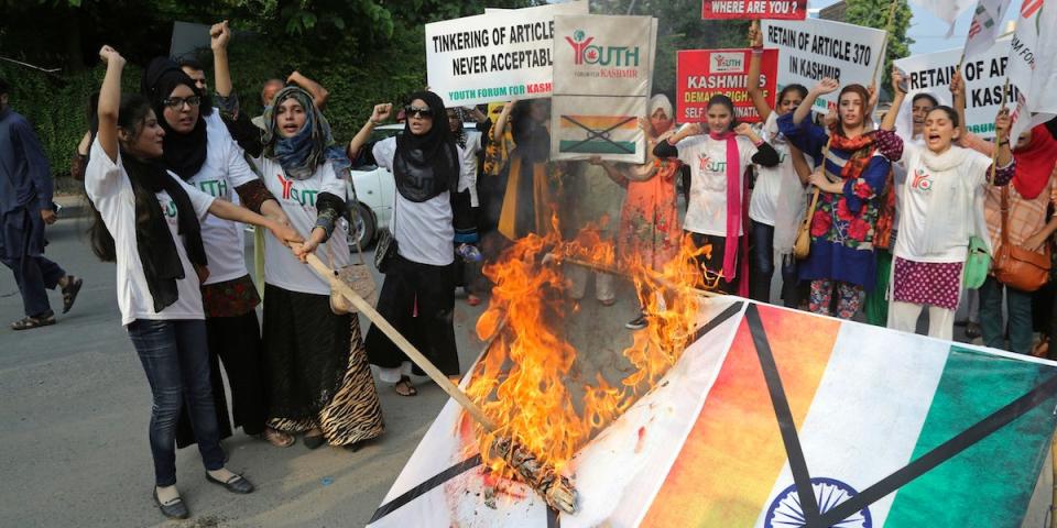 pakistan kashmir protest