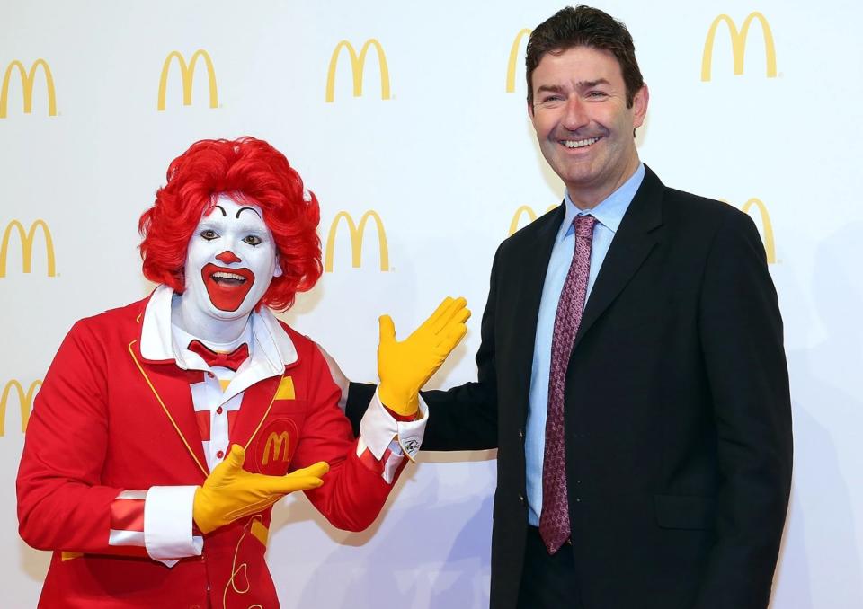 El ex director ejecutivo de McDonald's, Stephen Easterbrook, acordó pagar US$ 52,7 millones en un acuerdo con la Comisión de Bolsa y Valores de EE. UU. por acusaciones de fraude de inversionistas.