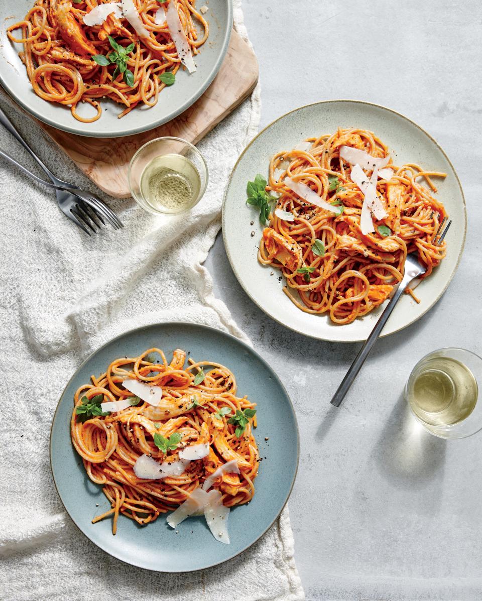 Family-Style Chicken Spaghetti