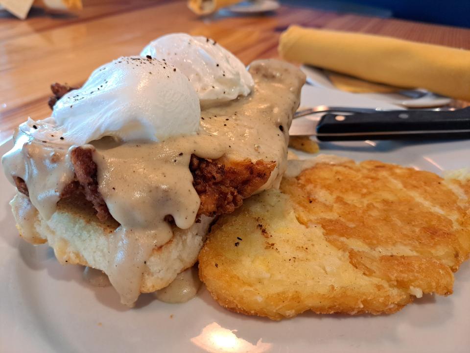 Nectar's Fried Chicken Benedict with Sawmill Gravy and Hash Browns