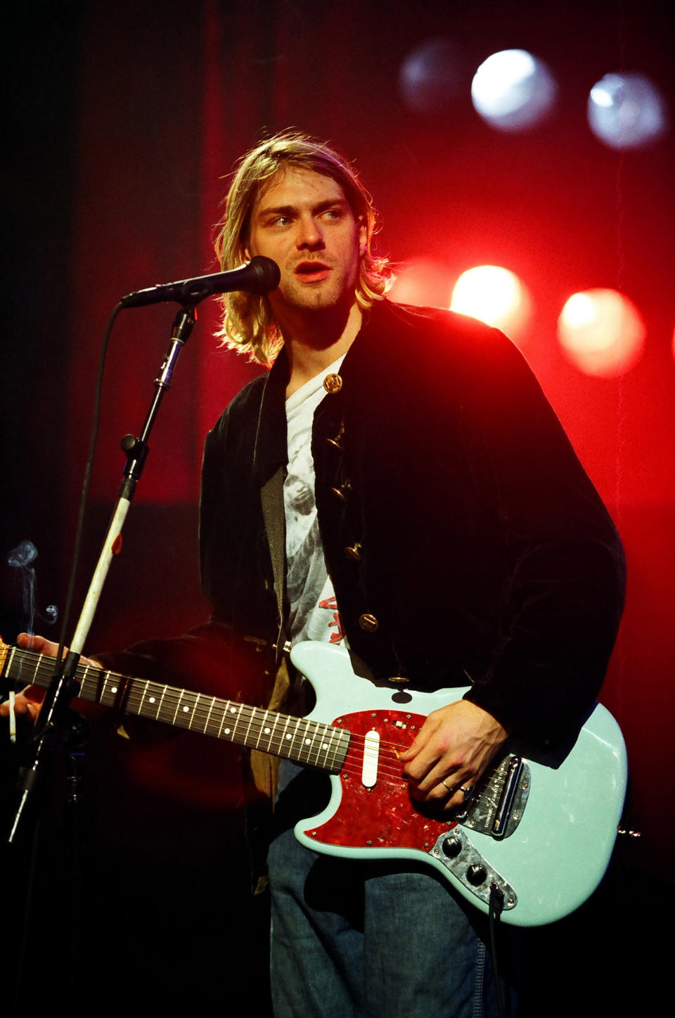 Kurt Cobain onstage