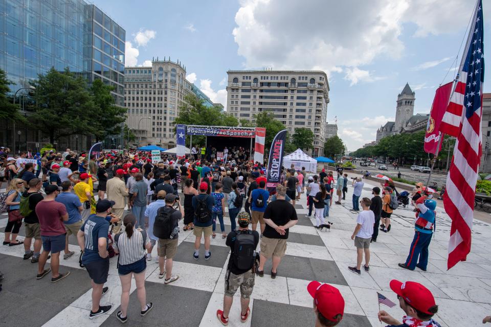 A few dozen antifa and hundreds of other counter-protesters showed up against the self-proclaimed "chauvinistic" Proud Boys' Demand Free Speech rally.