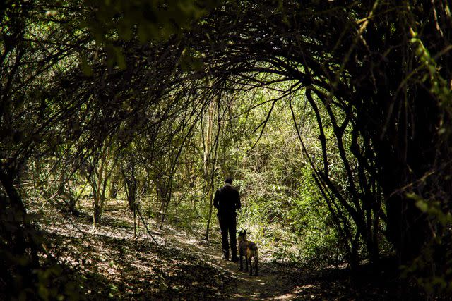 <p>Rose Marie Cromwell</p> Pacheco on the path that connects Bocavaldivia to the hotel Tanusas.