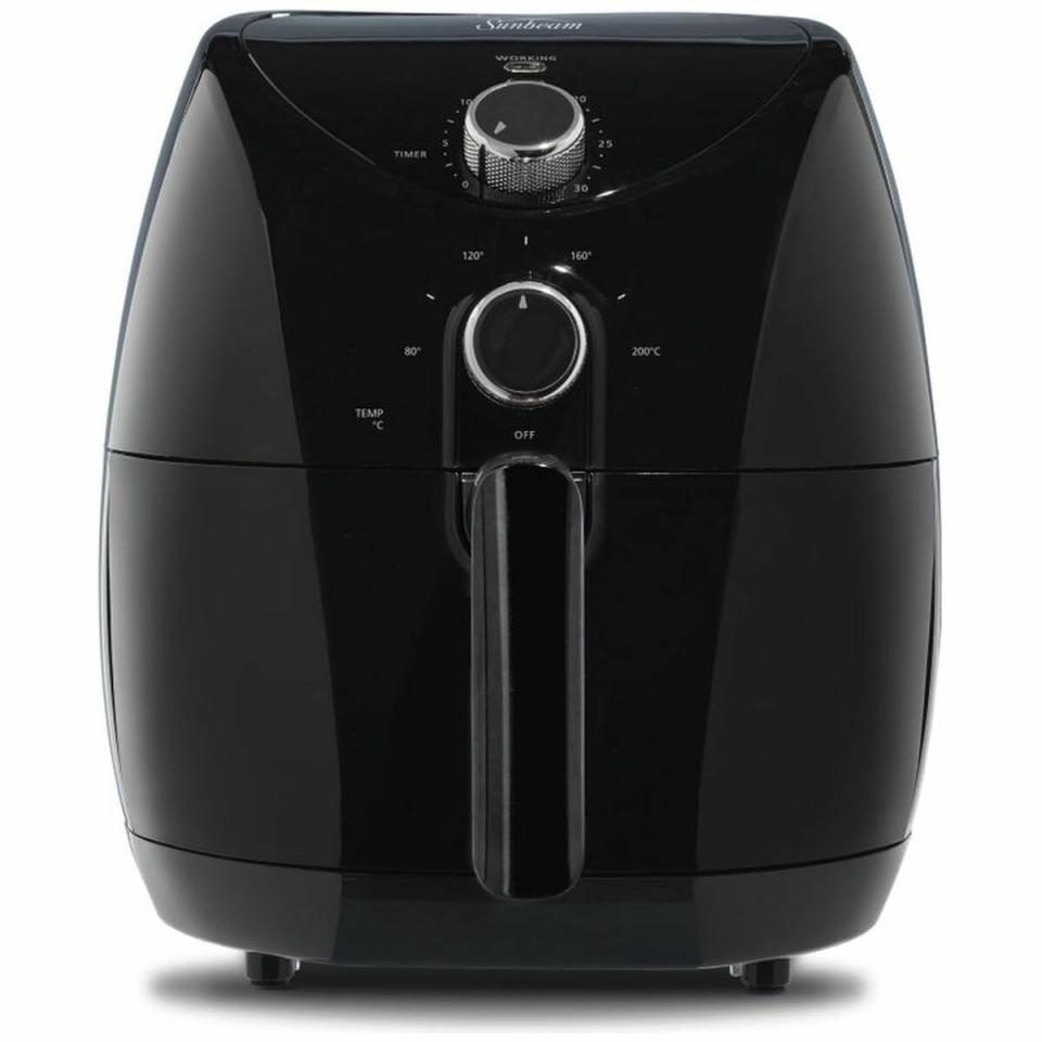  The Sunbeam Copper Infused Duraceramic Air Fryer on a white background