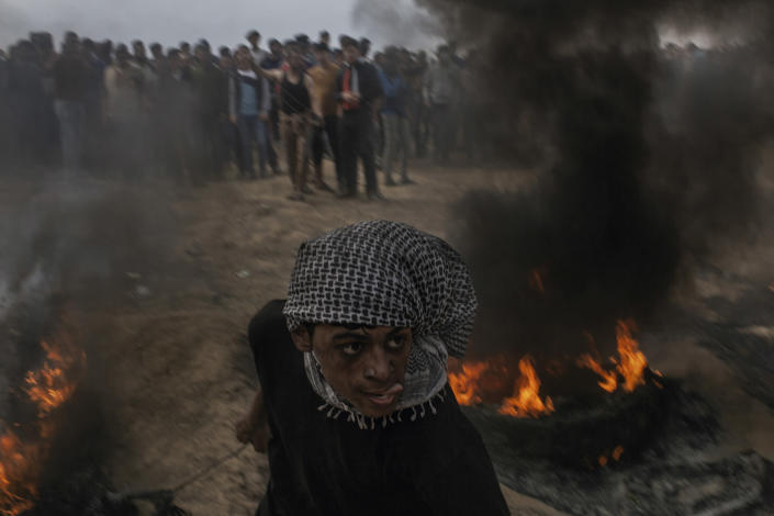 <p>A Palestinian demonstrator is seen during the “Great March of Return” protests at Eastern Gaza Cityâs border on April 20, 2018. The “Great March of Return” is a public wave of protests, a civil movement aimed to break the Israeli siege of the Gaza Strip and to uphold the Palestinian right to return to their homeland. (Photo: Fabio Bucciarelli for Yahoo News) </p>
