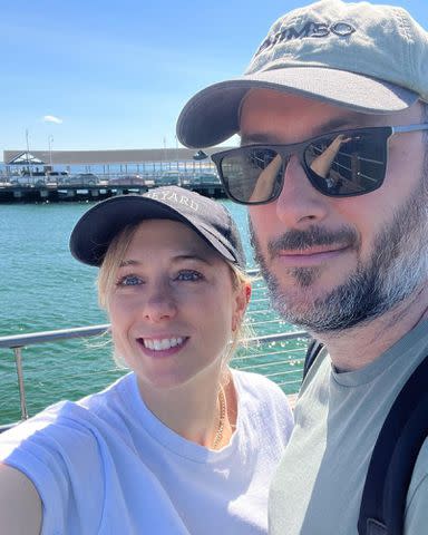 <p>Iliza Shlesinger Instagram</p> Iliza Shlesinger and Noah Galuten take a selfie outside.